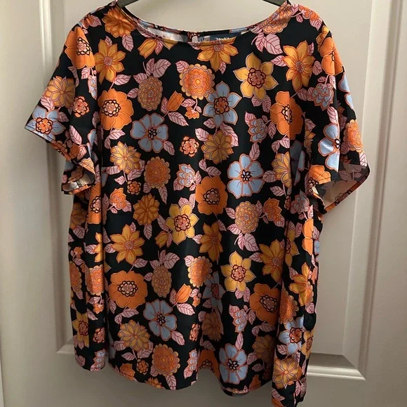 Modcloth Delightful Demeanor Top in Retro Floral - Picture 3 of 3